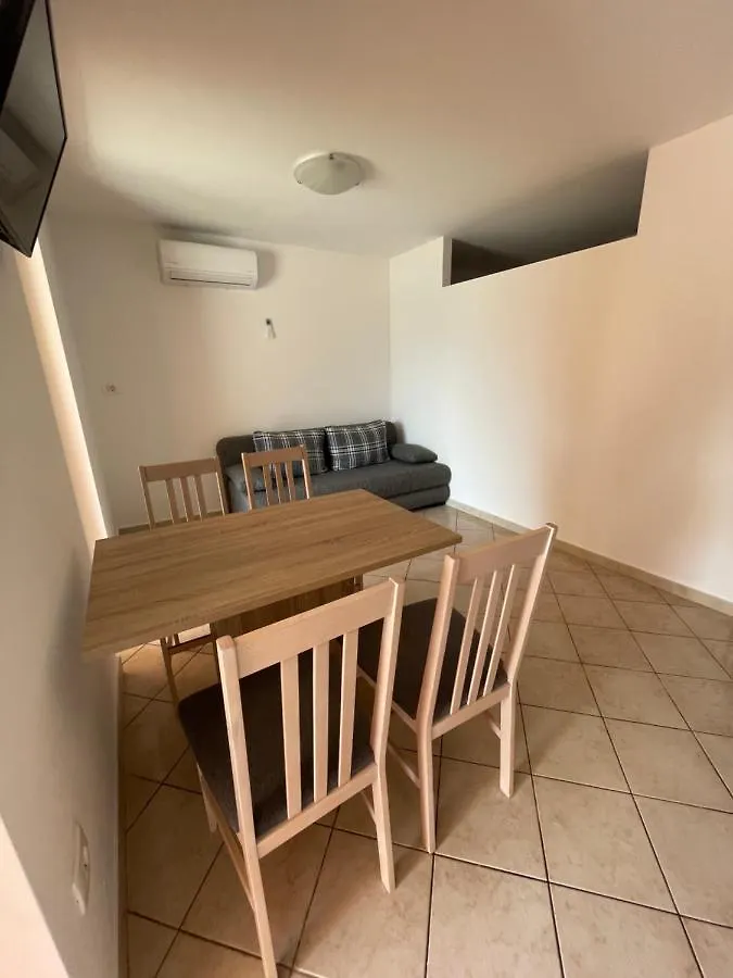 Olive Apartment Nerezine