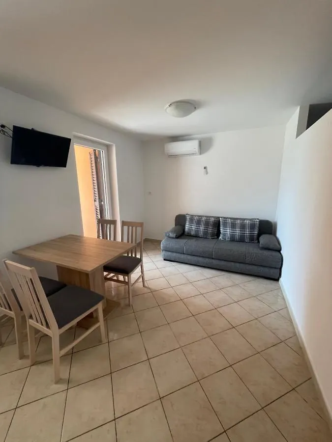 Olive Apartment Nerezine