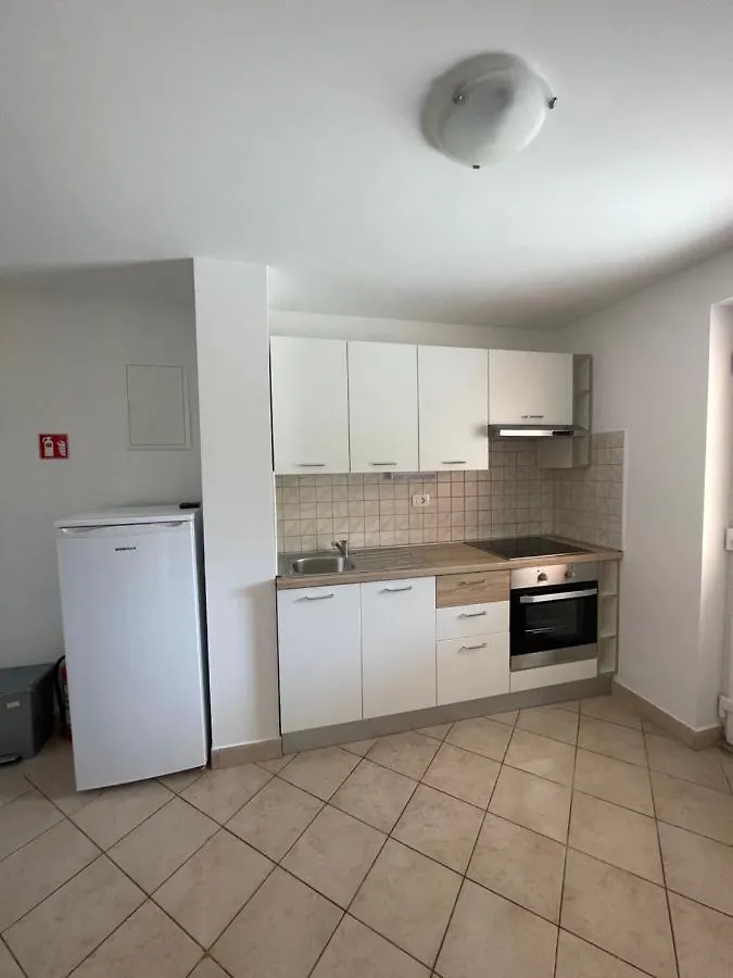 Olive Apartment Nerezine